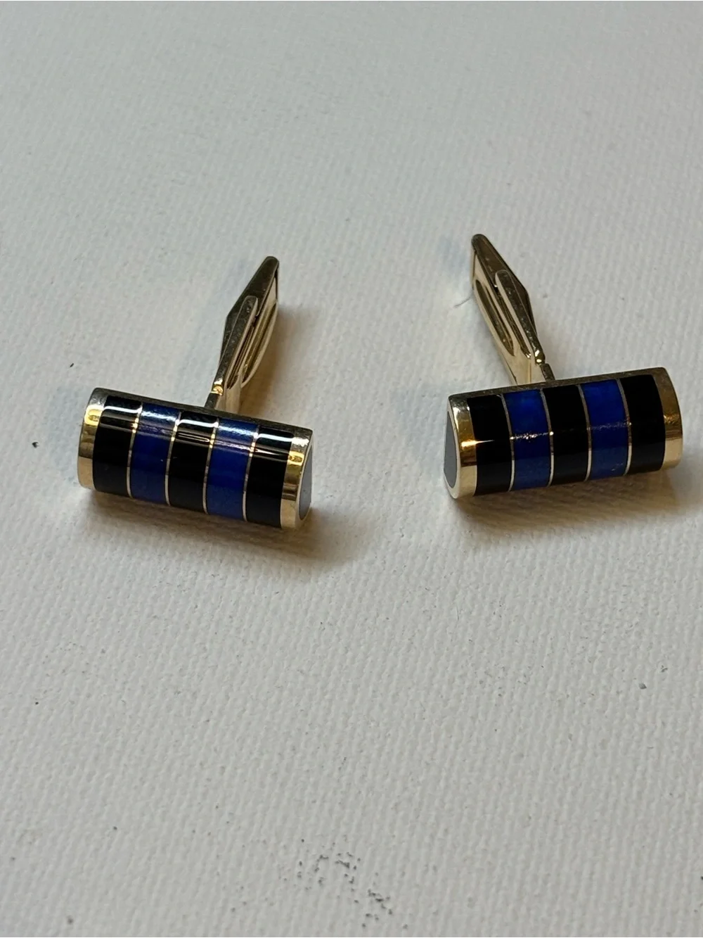 Very nice 14k gold lapis and onyx Cufflinks.